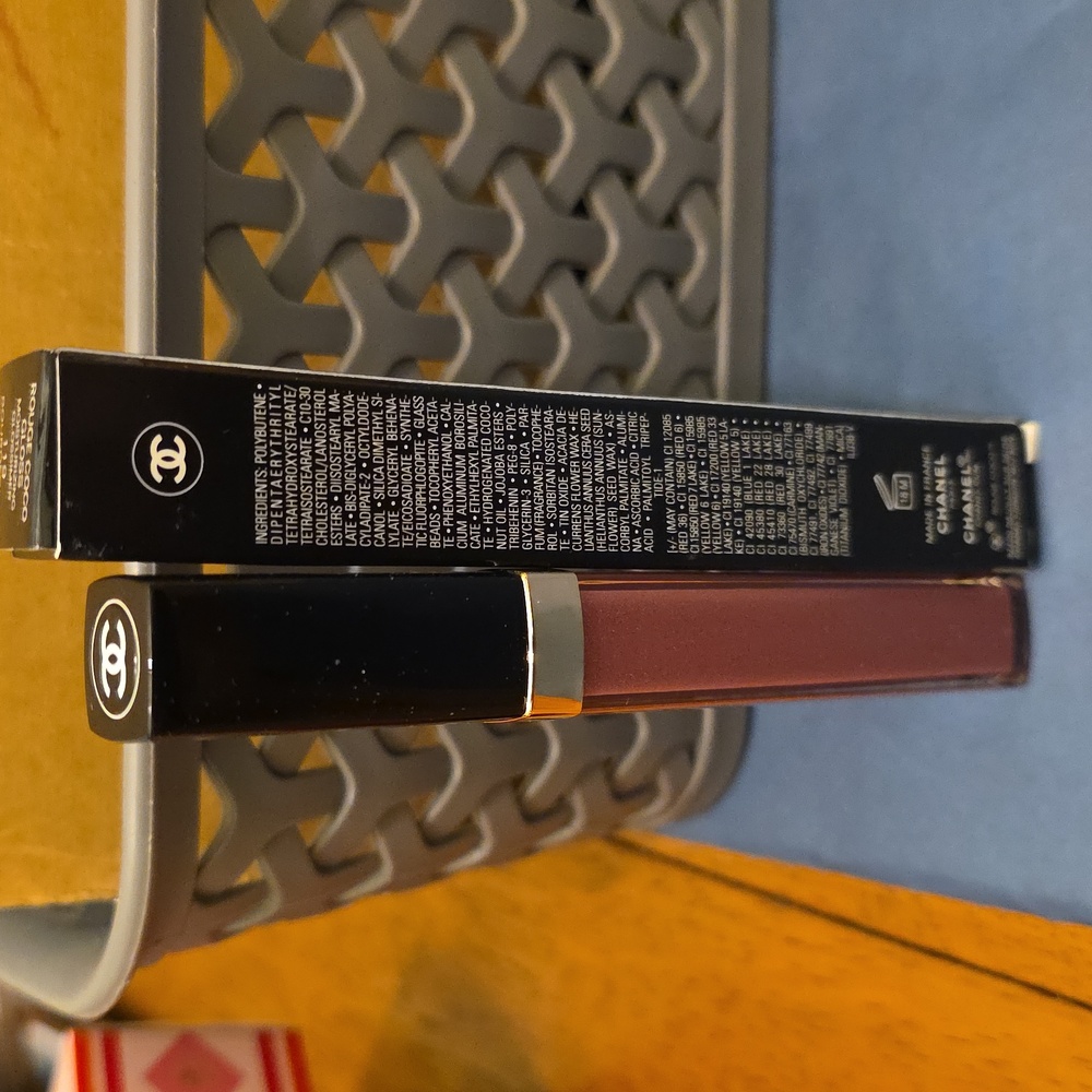 CHANEL ROUGE COCO GLOSS GLOSS 119 BOURGEOISIE. BNIB - Picture 8 of 8